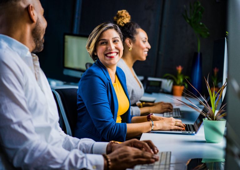 que-faire-en-ete-au-travail-ou-en-recherche-d-emploi