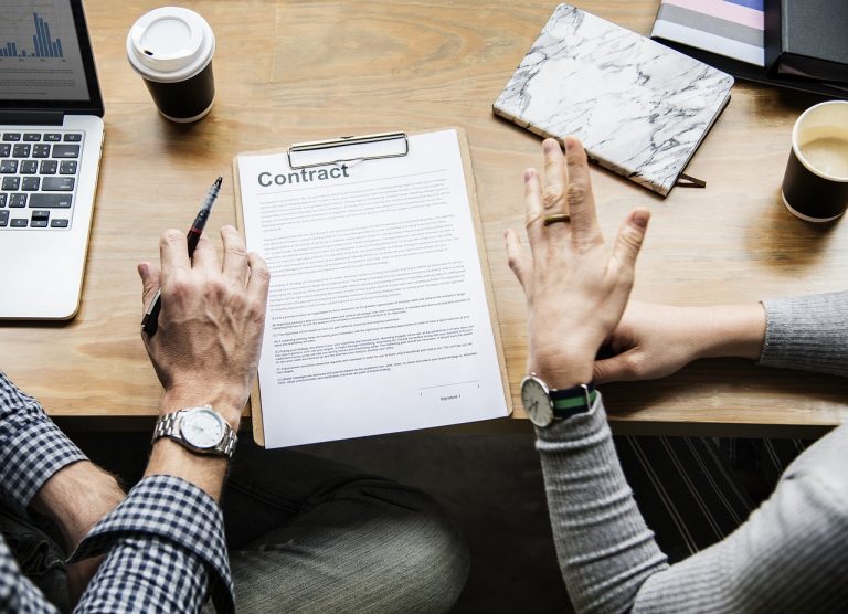 Contenu d'un contrat en portage salarial